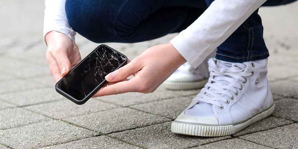 cracked-phone