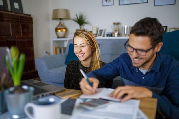 couple-writing
