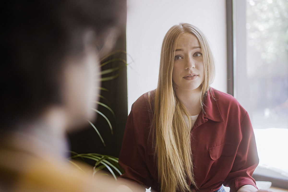 Feeling guilty about borrowing from friends: how to cope and move forward